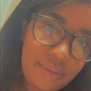 Meet your Posher, Jasmine